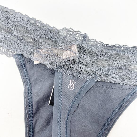 NWT Victorias Secret VS Womens Low Rise Lace String Thong Panty Underwear Size M - Picture 3 of 4